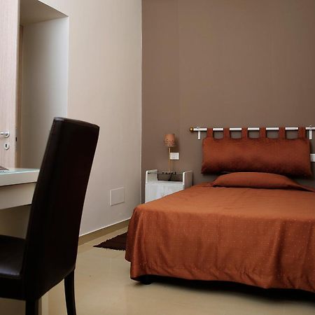 74 Crescenzio House Hotell Rom Exteriör bild